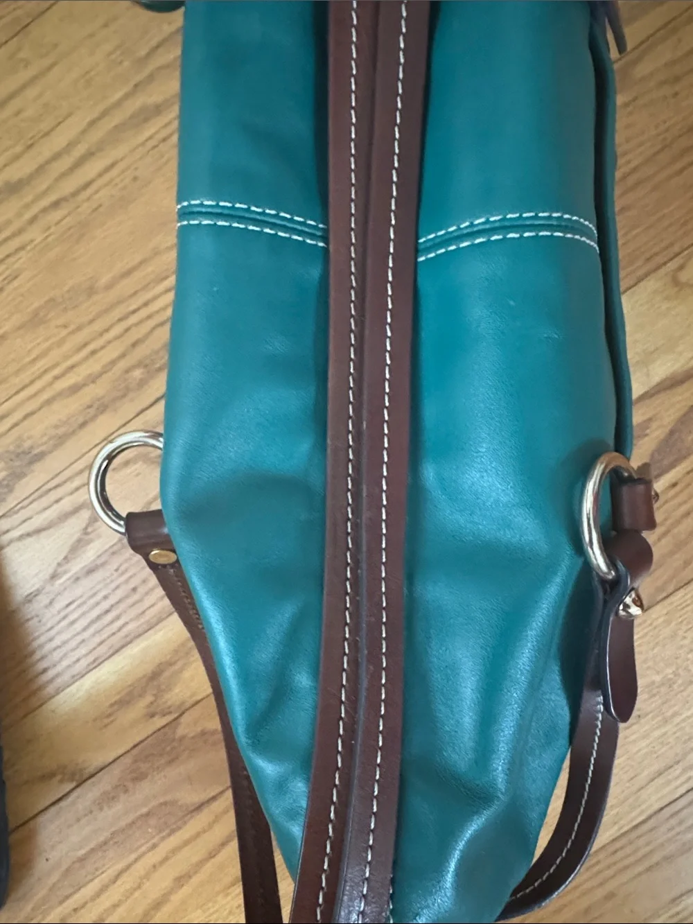 Dooney & Bourke Wayfarer Tilly Tote Green Smooth Leather Shoulder Bag